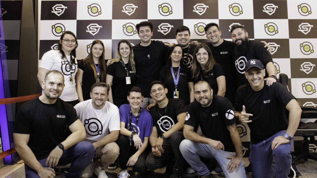 Fãs com Flakes Power na Game Mania