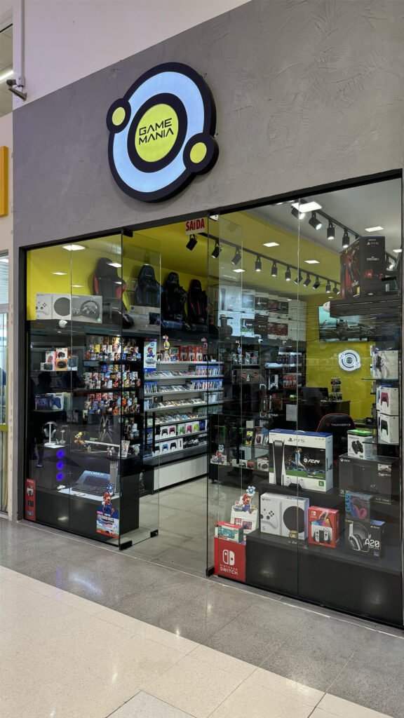 Fachada da nova loja Game Mania em Florianópolis