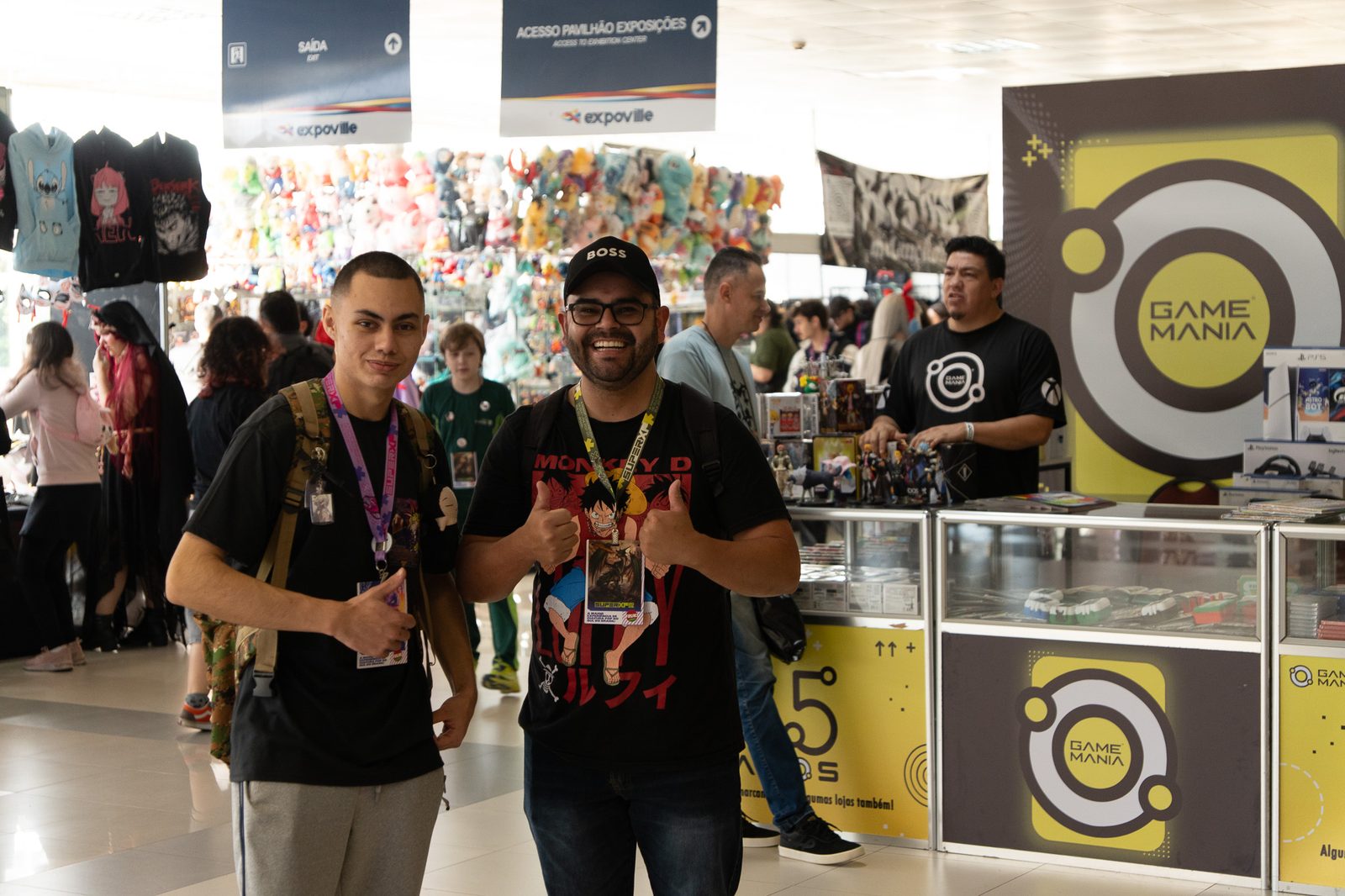 Público no estande da Game Mania na SuperXP 2026