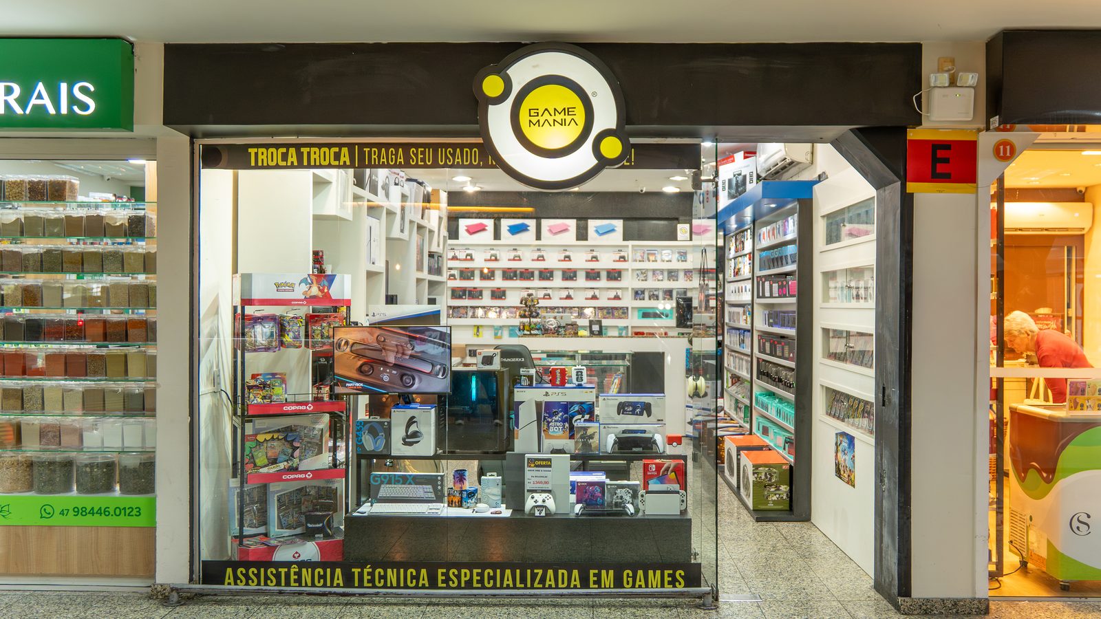 Fachada antiga da loja Game Mania no Giassi América